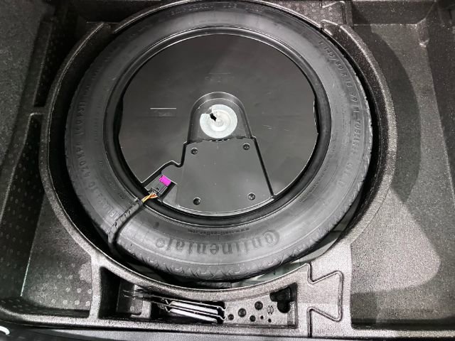 Used 2014 Volkswagen Tiguan SEL image 35