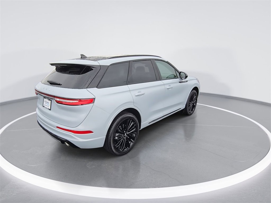 Used 2025 Lincoln Corsair Grand Touring w/ Jet Appearance Package image 8