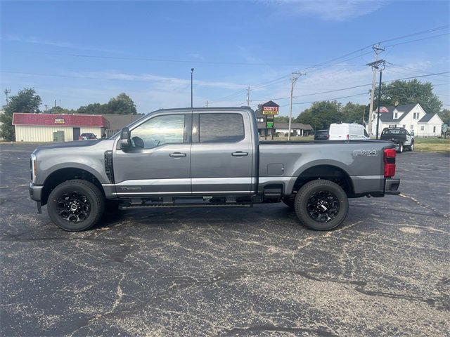 New 2026 Ford F250 4x4 Crew Cab Super Duty image 4