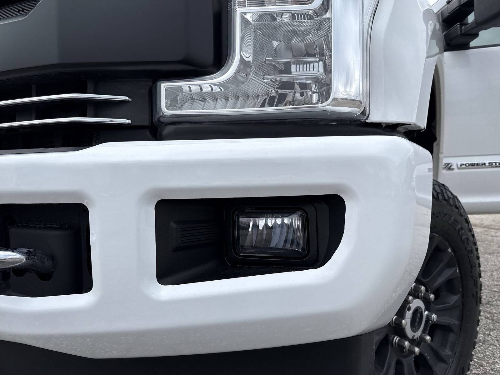 Used 2017 Ford F250 Lariat w/ Lariat Ultimate Package image 15