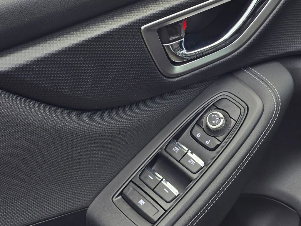 Used 2020 Subaru Forester Premium image 38