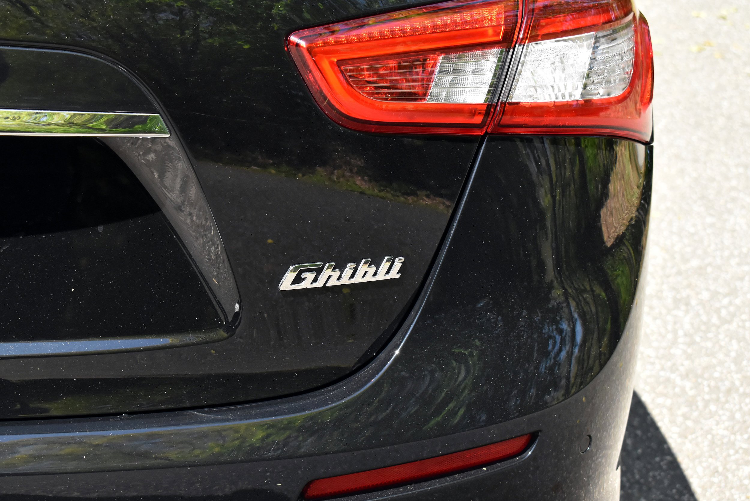 Used 2020 Maserati Ghibli RWD image 16