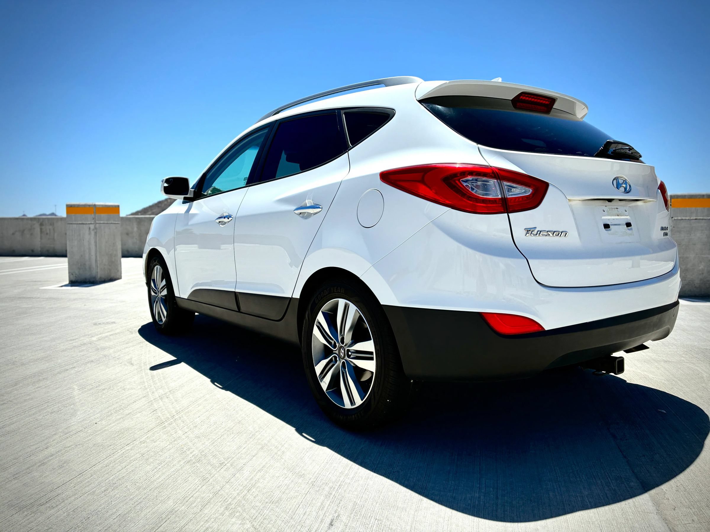Used 2015 Hyundai Tucson Limited w/ Option Group 03 AWD/4WD image 5