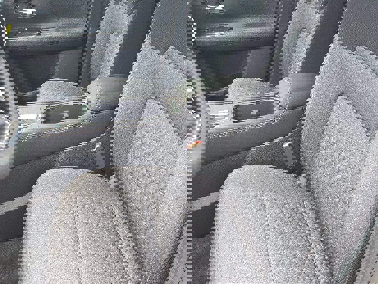 New 2025 Nissan Kicks SV w/ SV Premium Package image 22