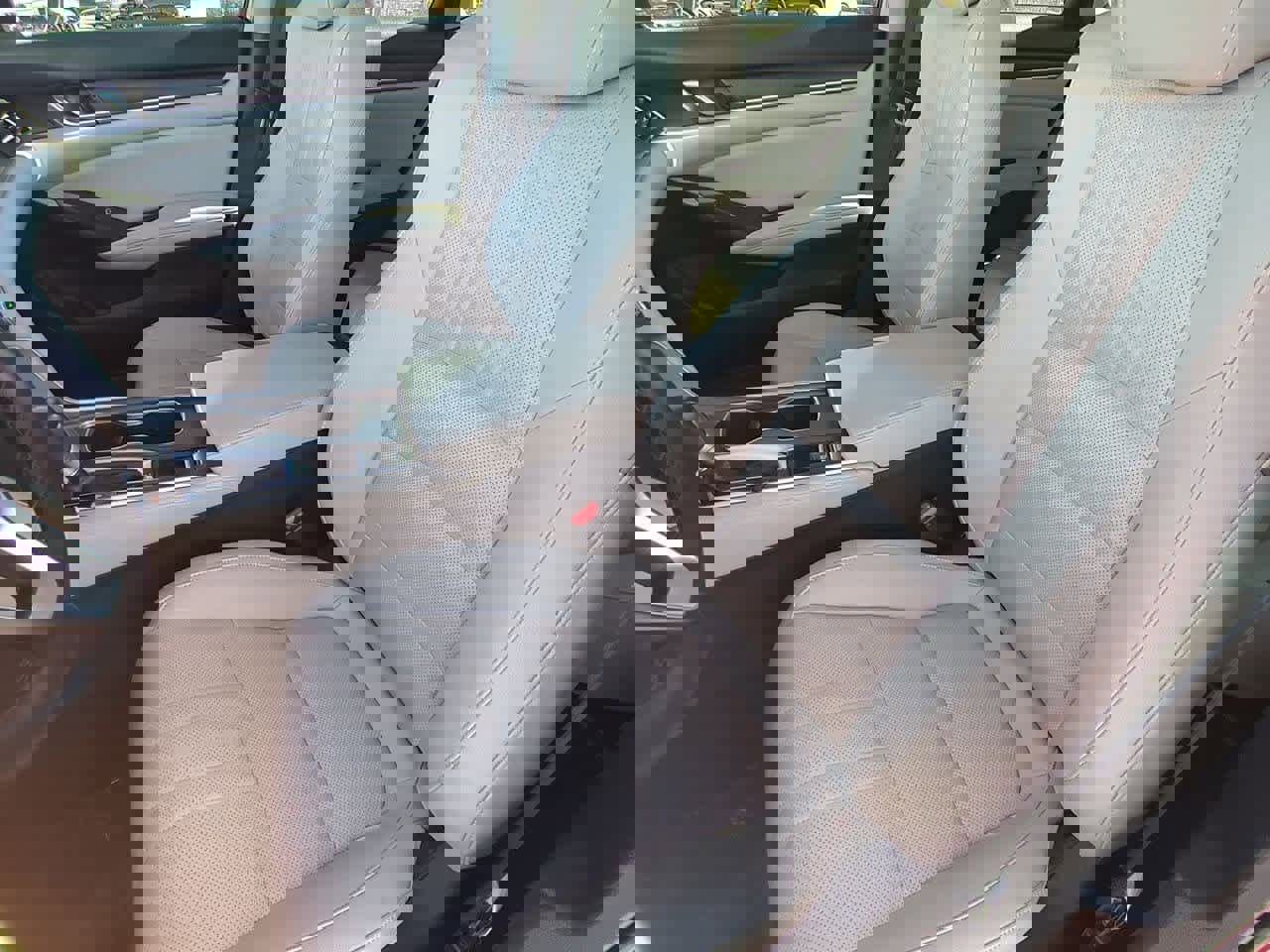 Used 2018 Honda Accord EX-L image 15