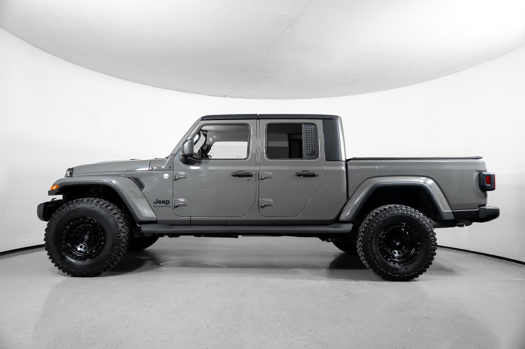 Used 2021 Jeep Gladiator Sport AWD/4WD image 13