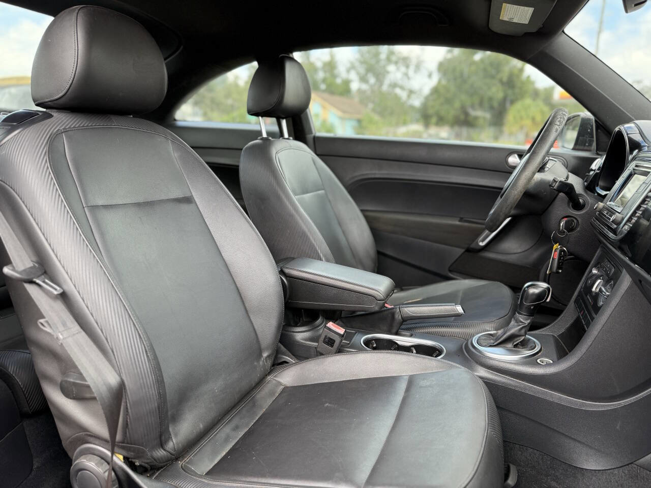 Used 2017 Volkswagen Beetle 1.8T Classic FWD image 20