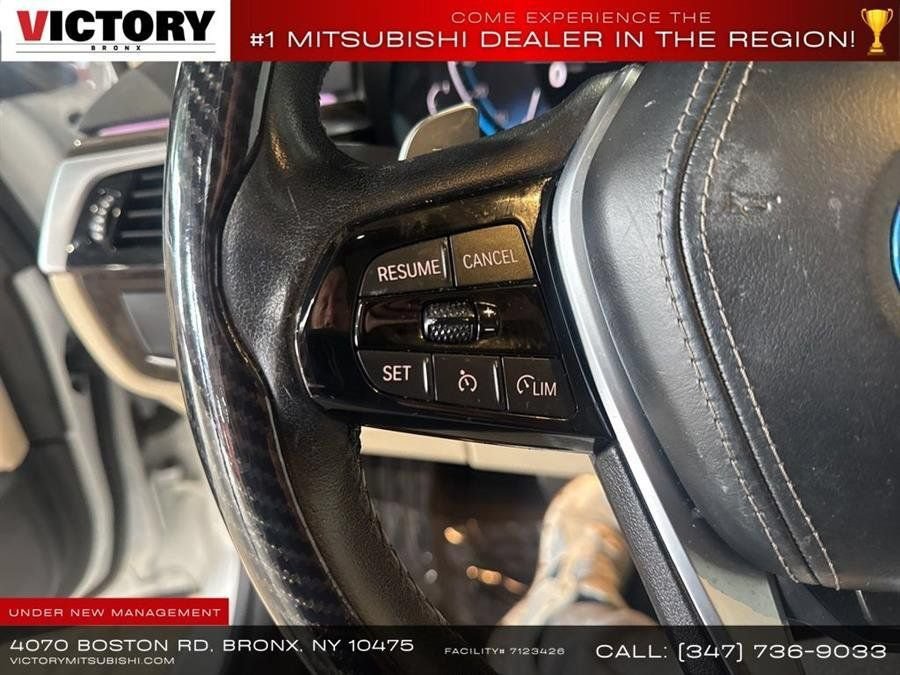Used 2022 BMW 530e xDrive w/ Premium Package AWD/4WD image 42