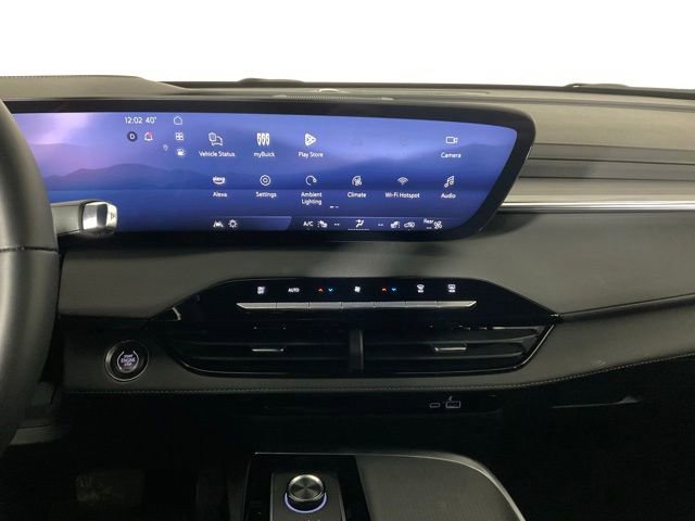 Used 2025 Buick Enclave Preferred image 15