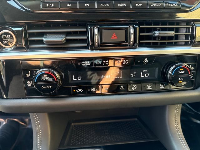 Used 2024 Nissan Pathfinder Platinum w/ Cargo Package AWD/4WD image 15
