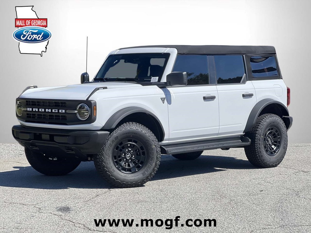 New 2026 Ford Bronco 4-Door w/ Sasquatch Package AWD/4WD image 1