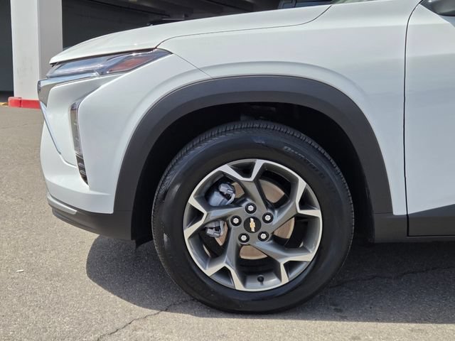 Certified 2026 Chevrolet Trax LT w/ Driver Confidence Package FWD image 9