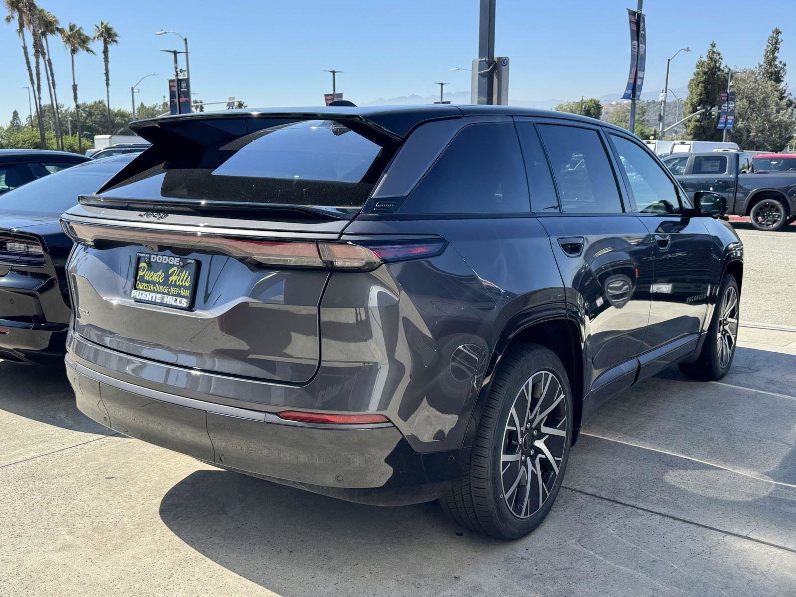 New 2025 Jeep Wagoneer S Limited image 6