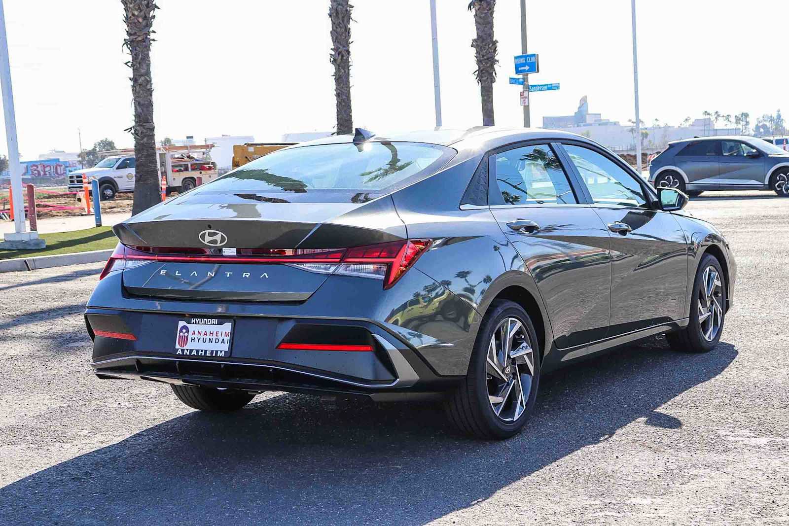 New 2025 Hyundai Elantra SEL image 6