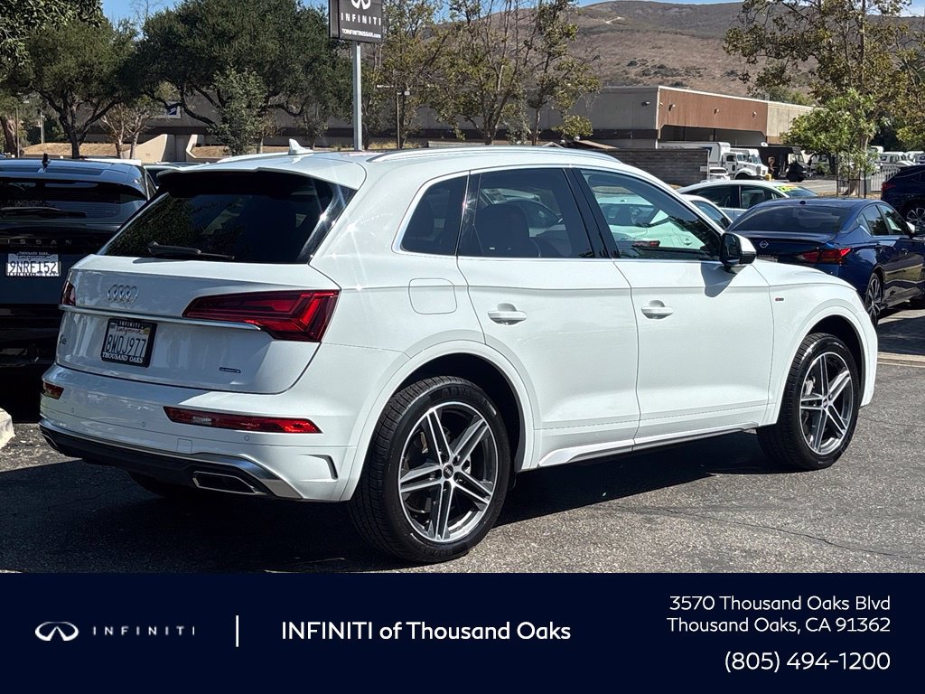 Used 2021 Audi Q5 e Premium AWD/4WD image 3