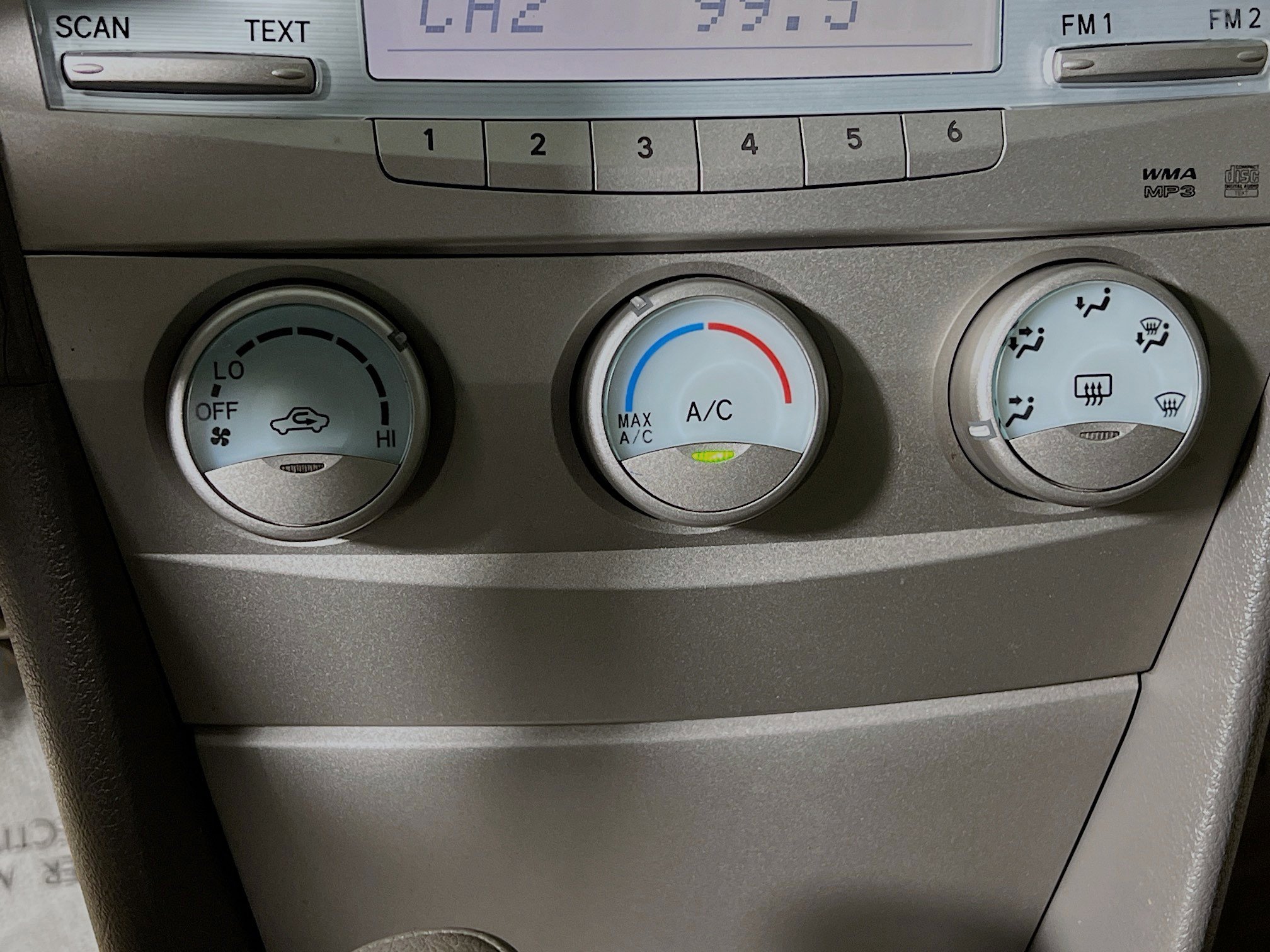 Used 2009 Toyota Camry LE image 24