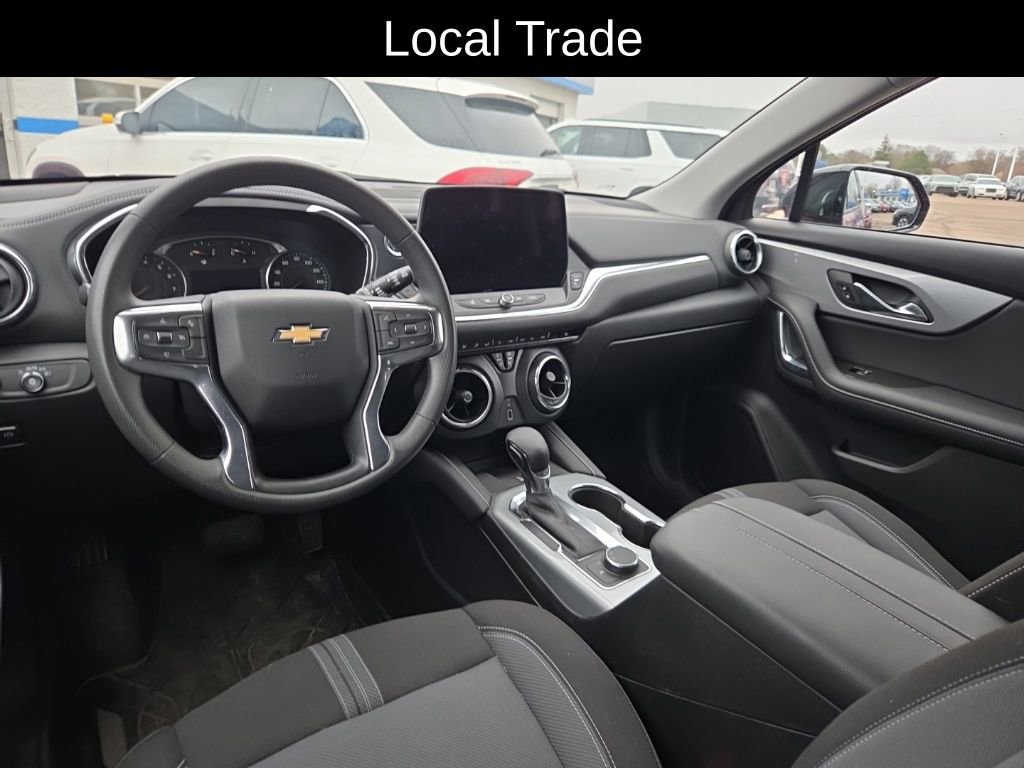 Used 2024 Chevrolet Blazer LT w/ Convenience Package FWD image 8