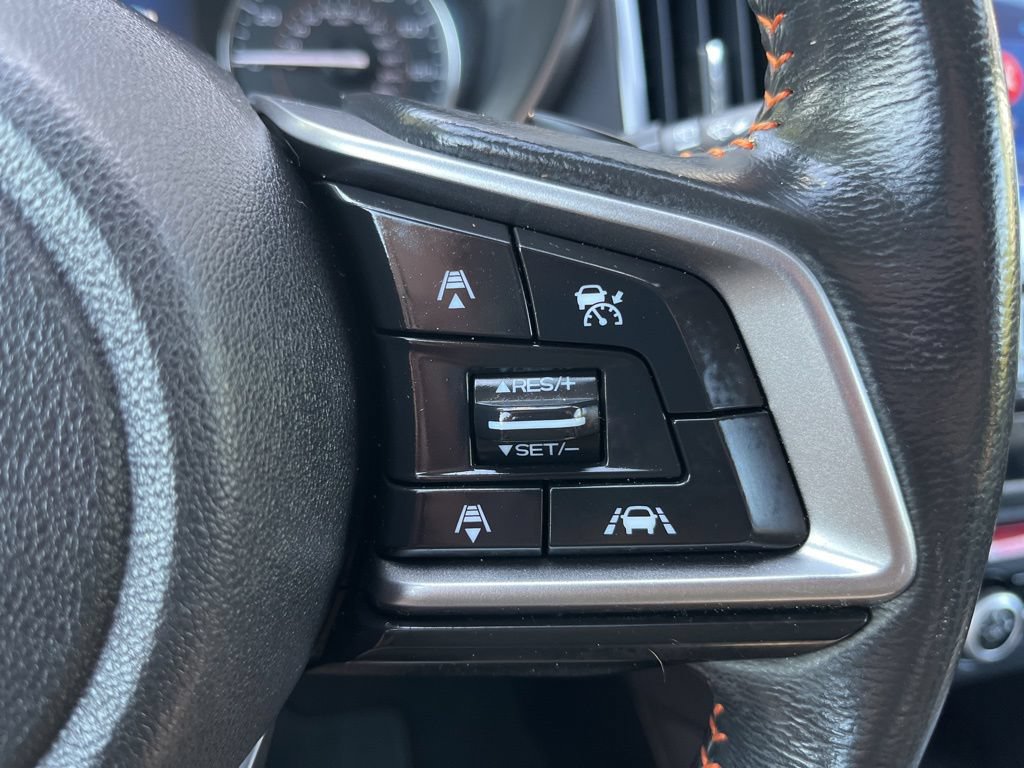 Used 2019 Subaru Crosstrek 2.0i Limited w/ Moonroof Package w/Navigation AWD/4WD image 17