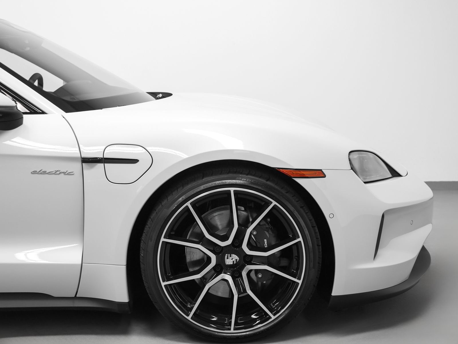 New 2026 Porsche Taycan AWD/4WD image 15