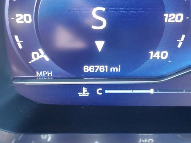 Certified 2023 Chevrolet Suburban Premier image 28