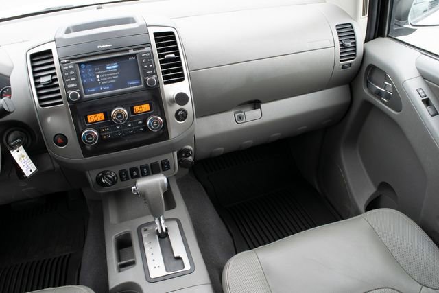 Used 2019 Nissan Frontier SL image 24