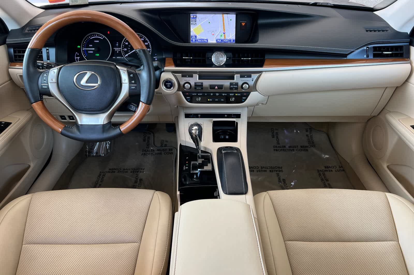 Used 2014 Lexus ES 300h w/ Premium Package w/Bamboo Trim FWD image 3