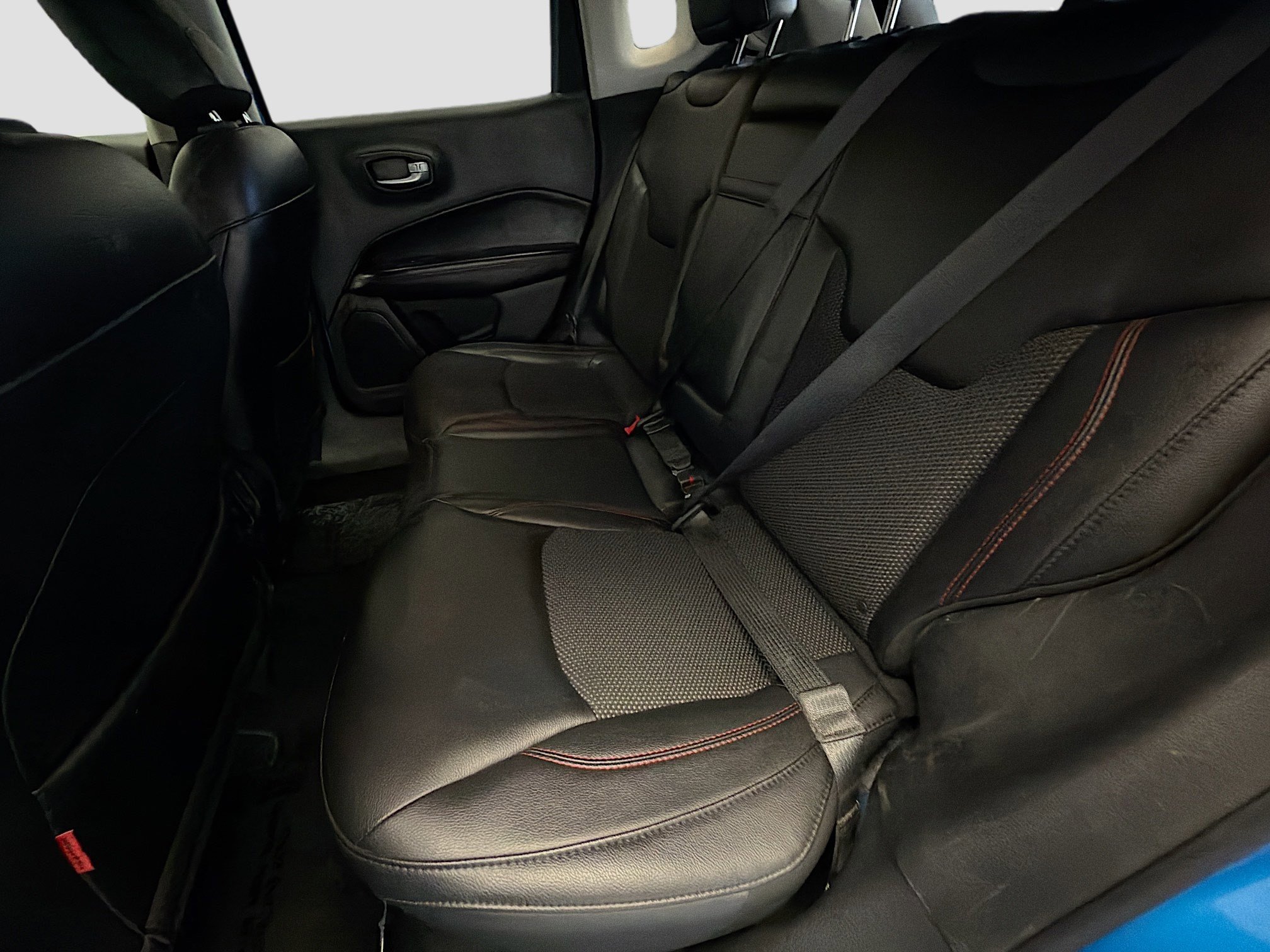 Used 2018 Jeep Compass Trailhawk w/ Navigation Group image 13