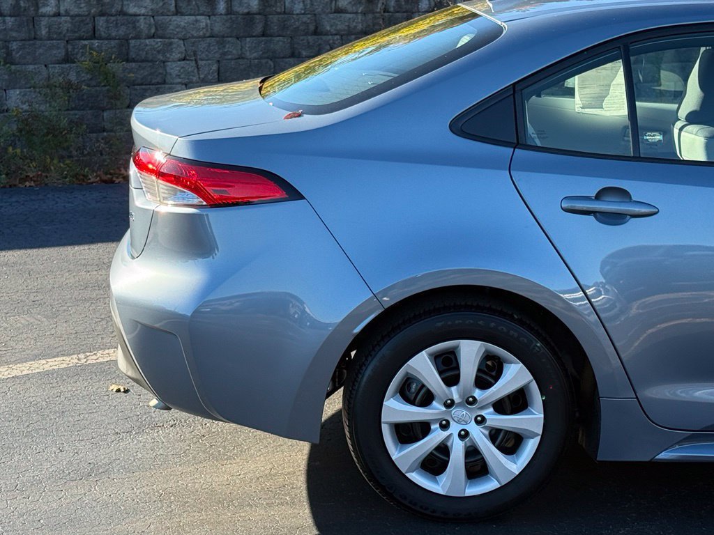 Certified 2024 Toyota Corolla LE FWD image 8