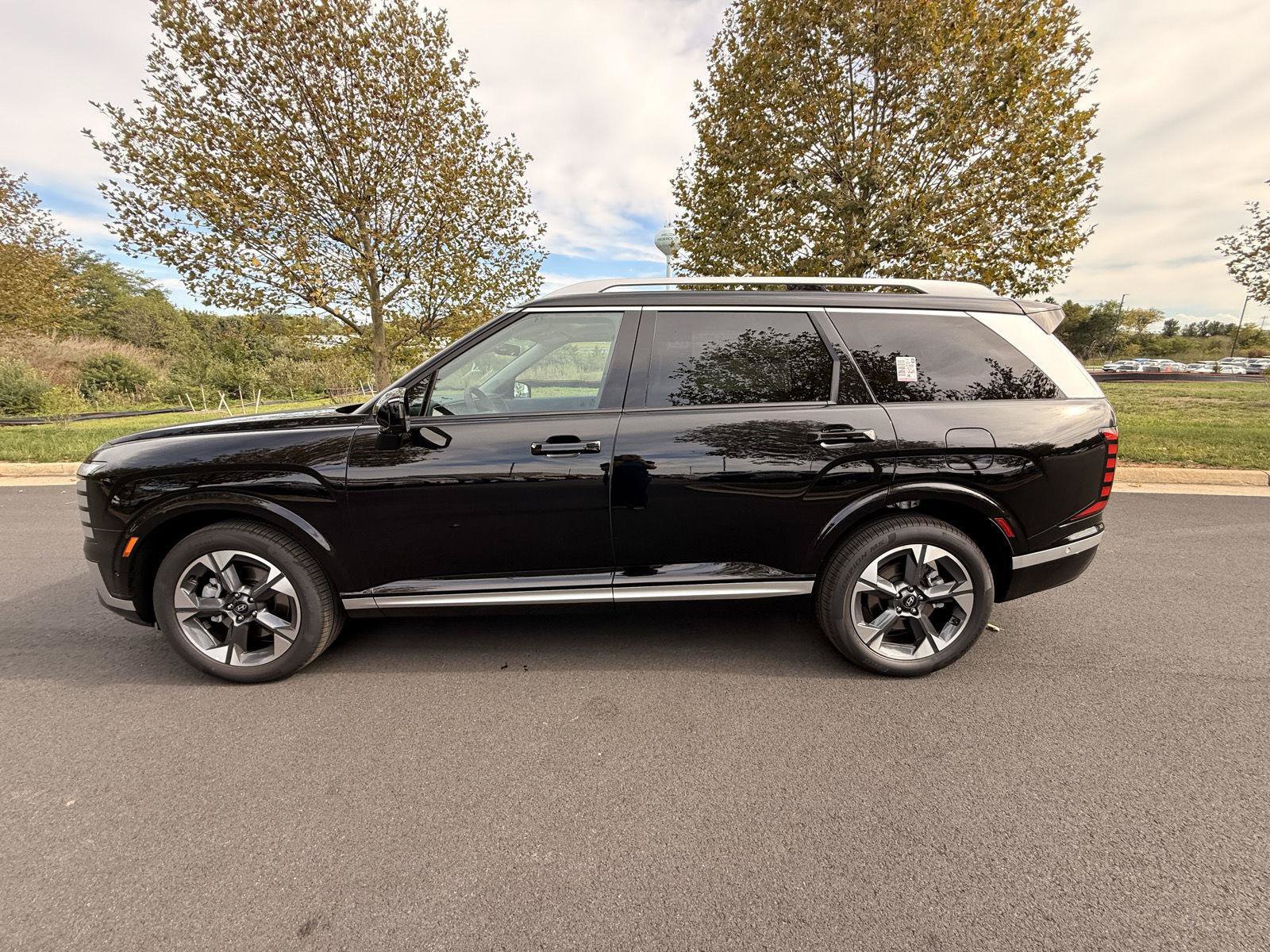 New 2026 Hyundai Palisade Limited AWD/4WD image 8