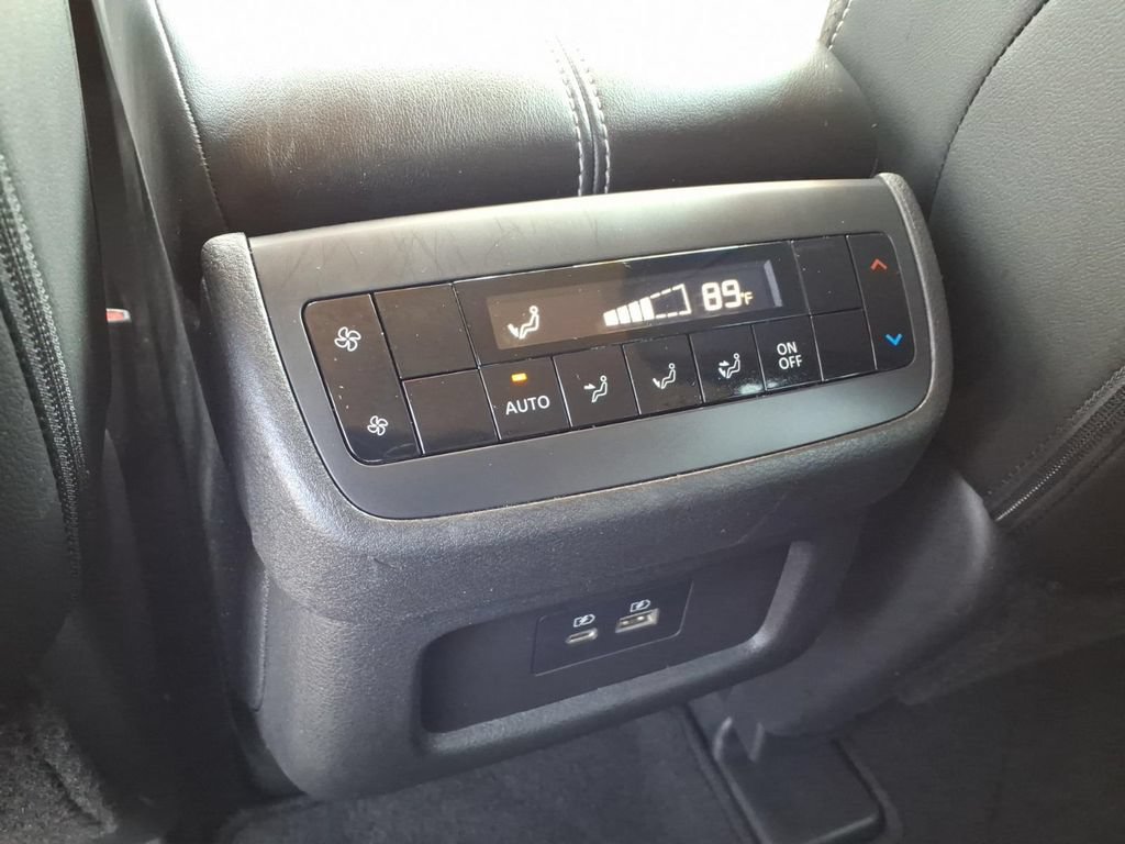 Certified 2024 Nissan Pathfinder SL AWD/4WD image 15