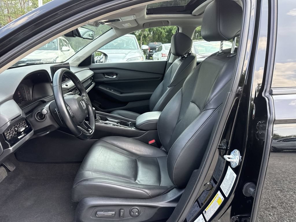 Used 2023 Honda Accord EX-L image 13