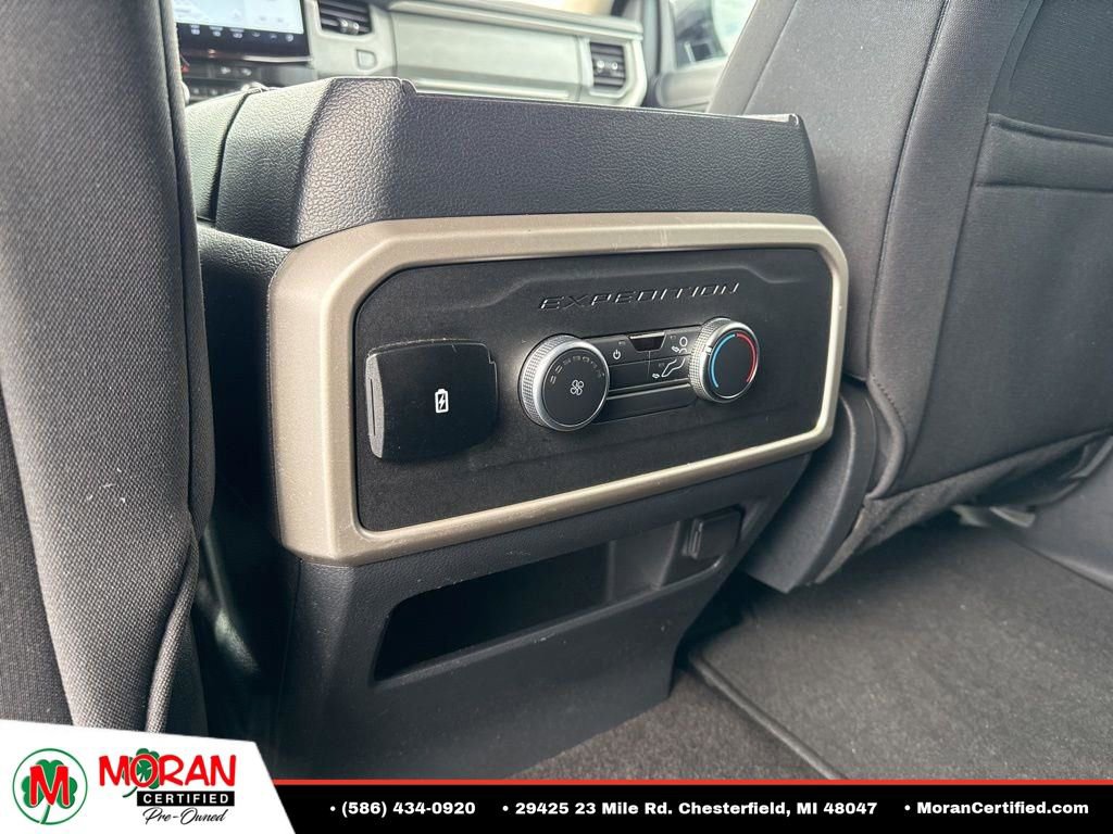 Used 2022 Ford Expedition XL AWD/4WD image 29