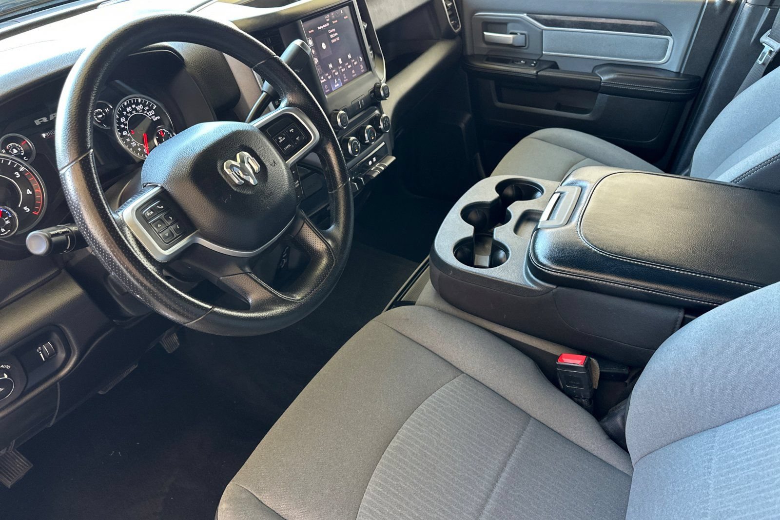 Used 2022 RAM 2500 Big Horn AWD/4WD image 10