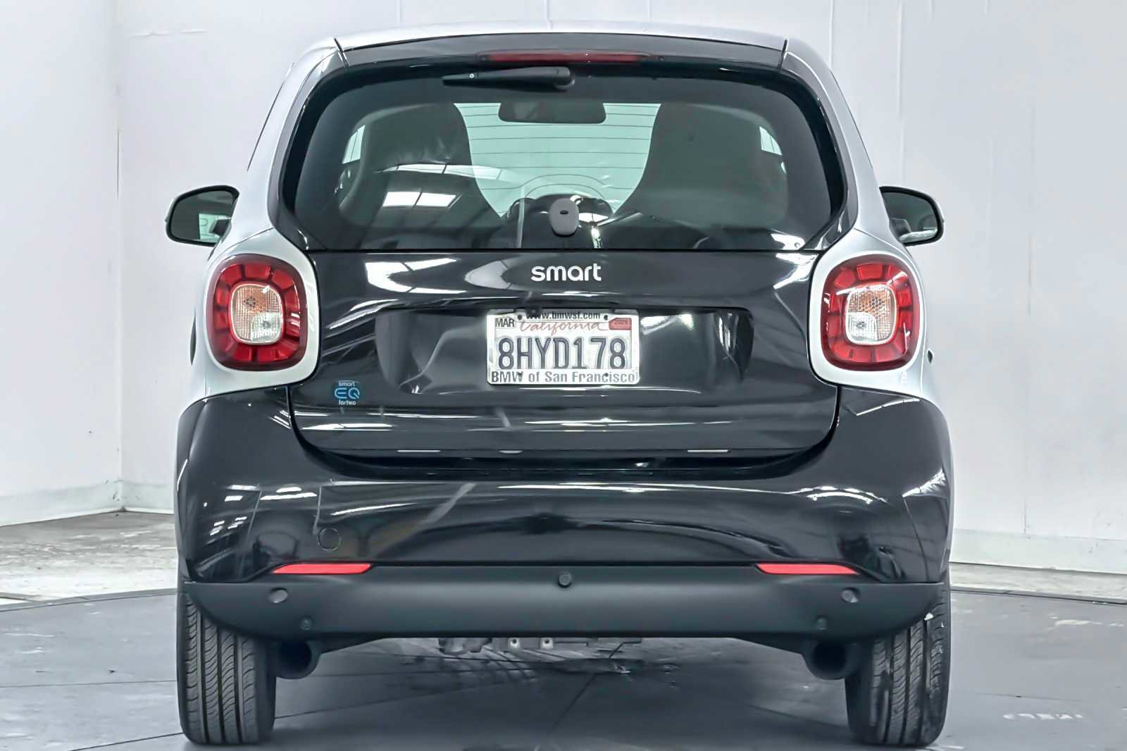 Used 2018 smart fortwo electric drive image 6
