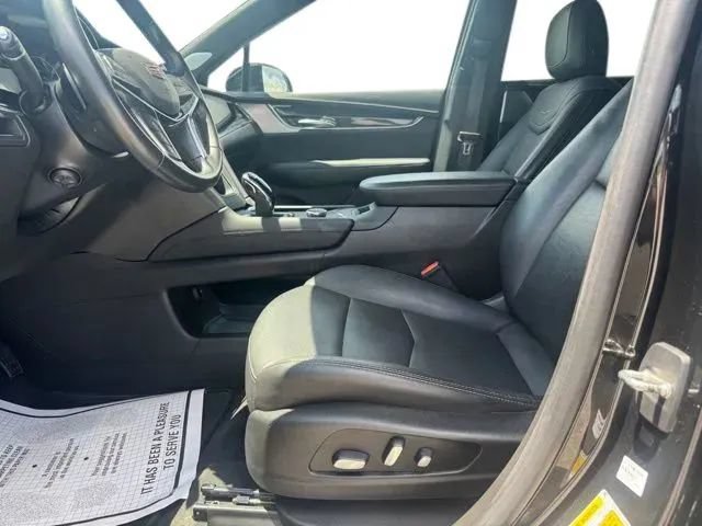 Used 2021 Cadillac XT5 Premium Luxury AWD/4WD image 9