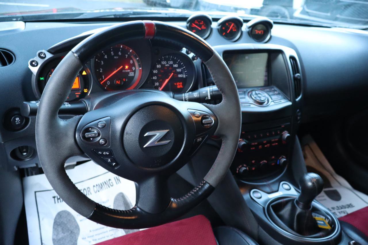 Used 2020 Nissan 370Z NISMO image 16