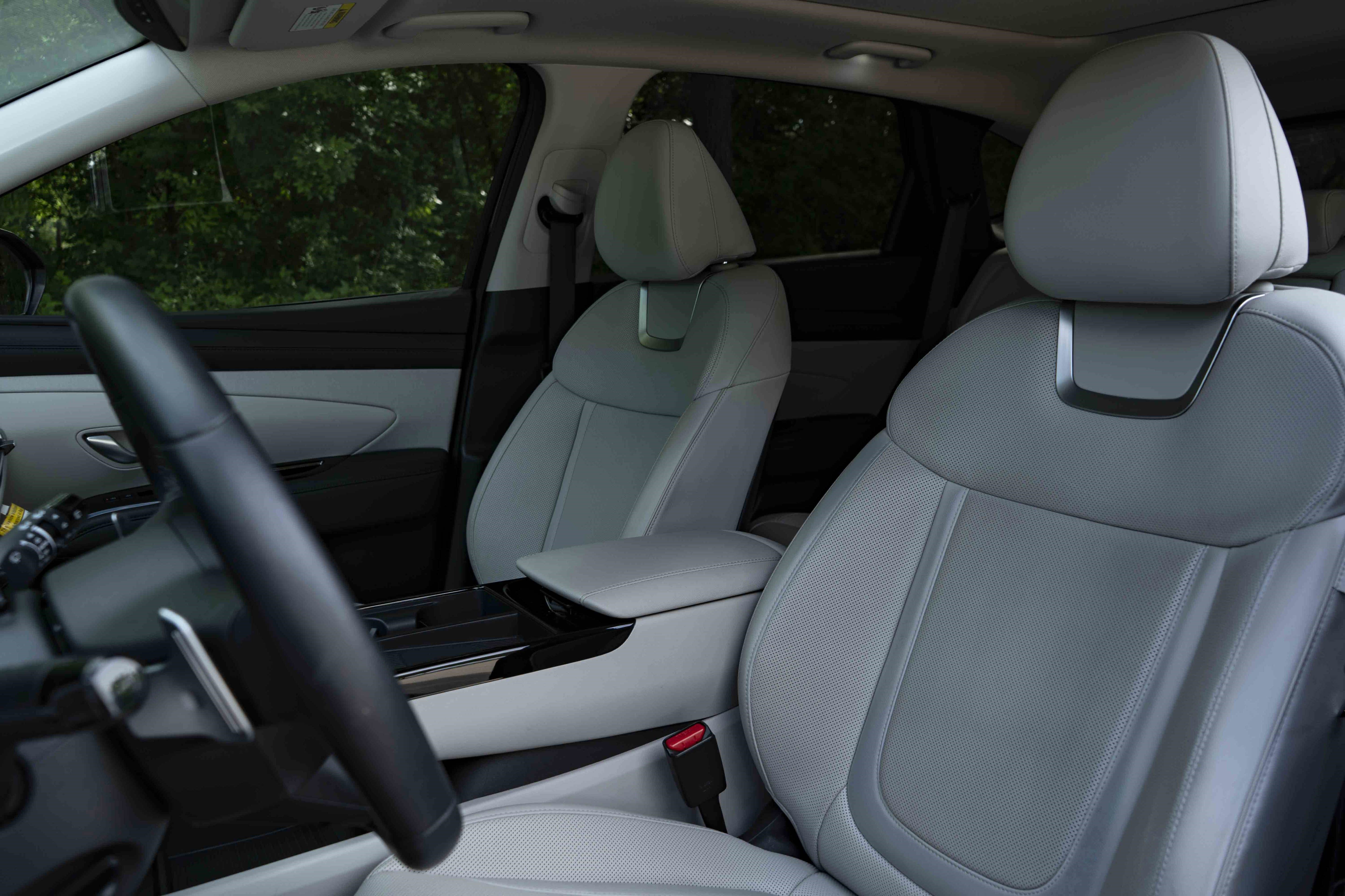 Used 2025 Hyundai Tucson Limited image 17