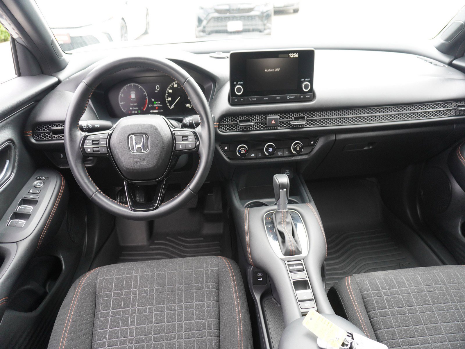 Used 2025 Honda HR-V Sport image 2