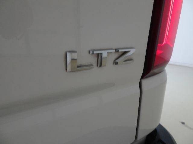 Used 2023 Chevrolet Silverado 1500 LTZ AWD/4WD image 15