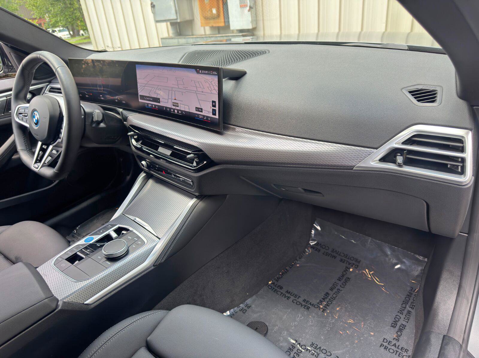 Used 2025 BMW i4 eDrive40 w/ M Sport Package RWD image 14