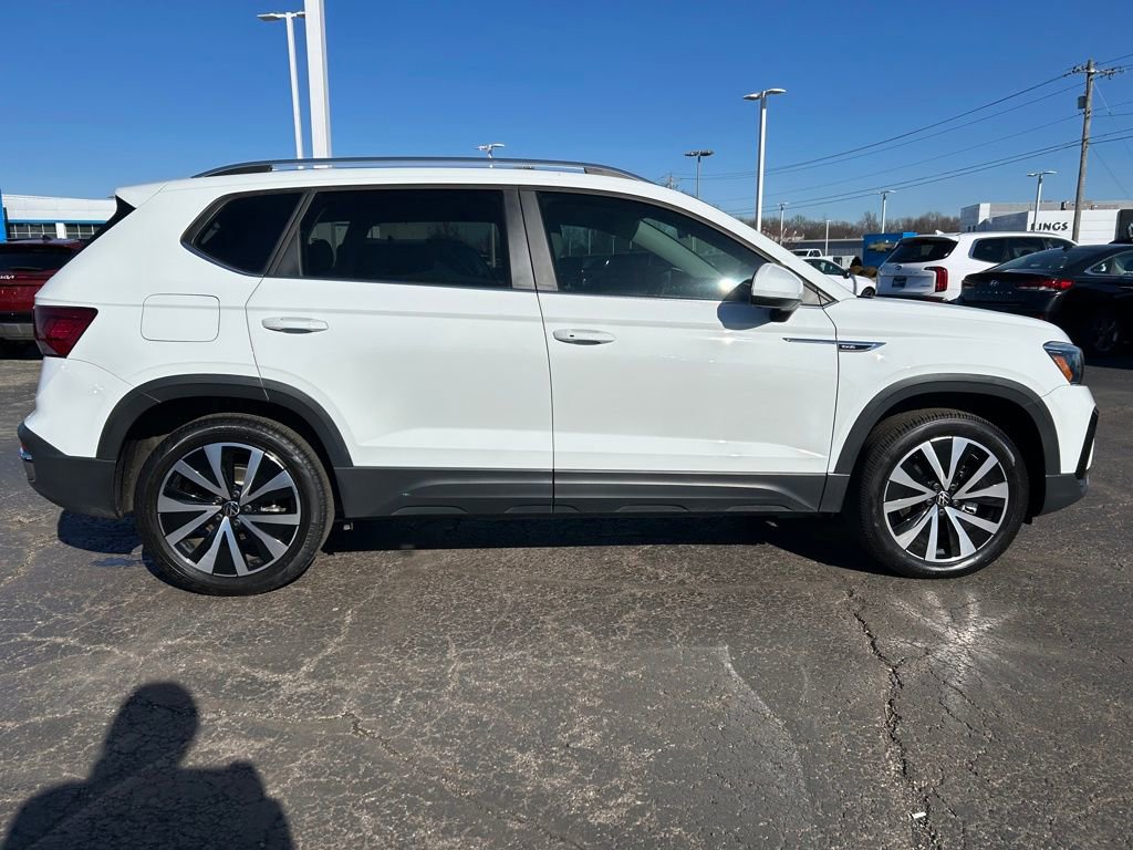 Used 2023 Volkswagen Taos SE image 8