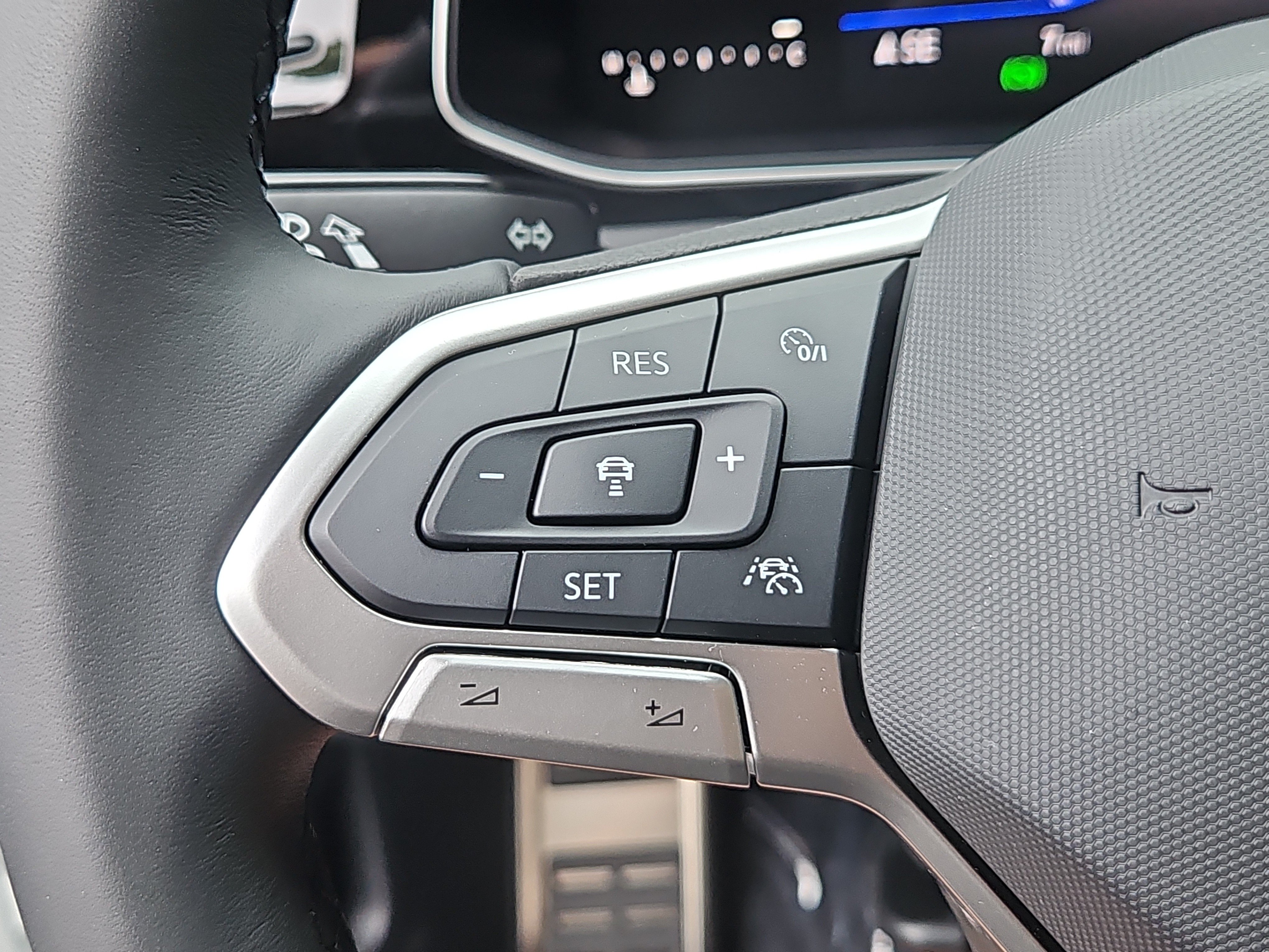 New 2027 Volkswagen Jetta Sport FWD image 11