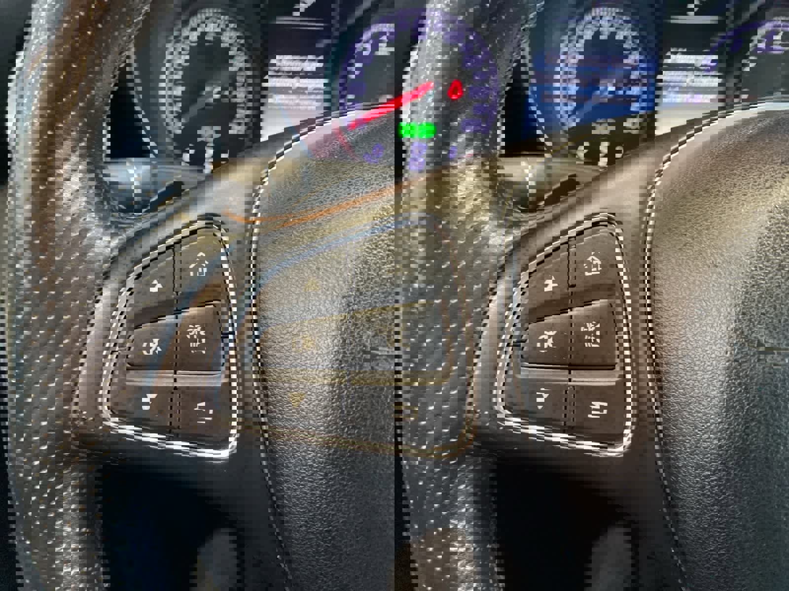 Used 2015 Mercedes-Benz C 300 4MATIC Sedan image 21