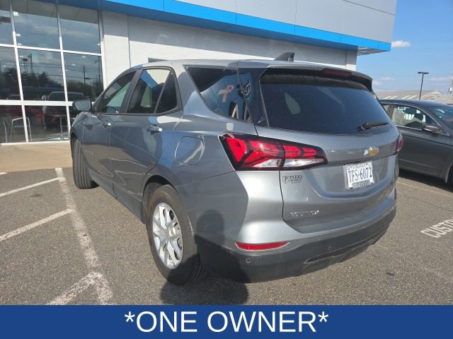 Used 2024 Chevrolet Equinox LS w/ LS Convenience Package image 4