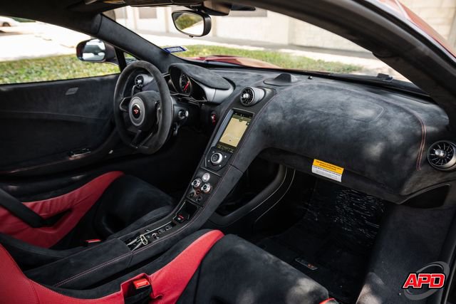 Used 2016 McLaren 675LT Coupe RWD image 22