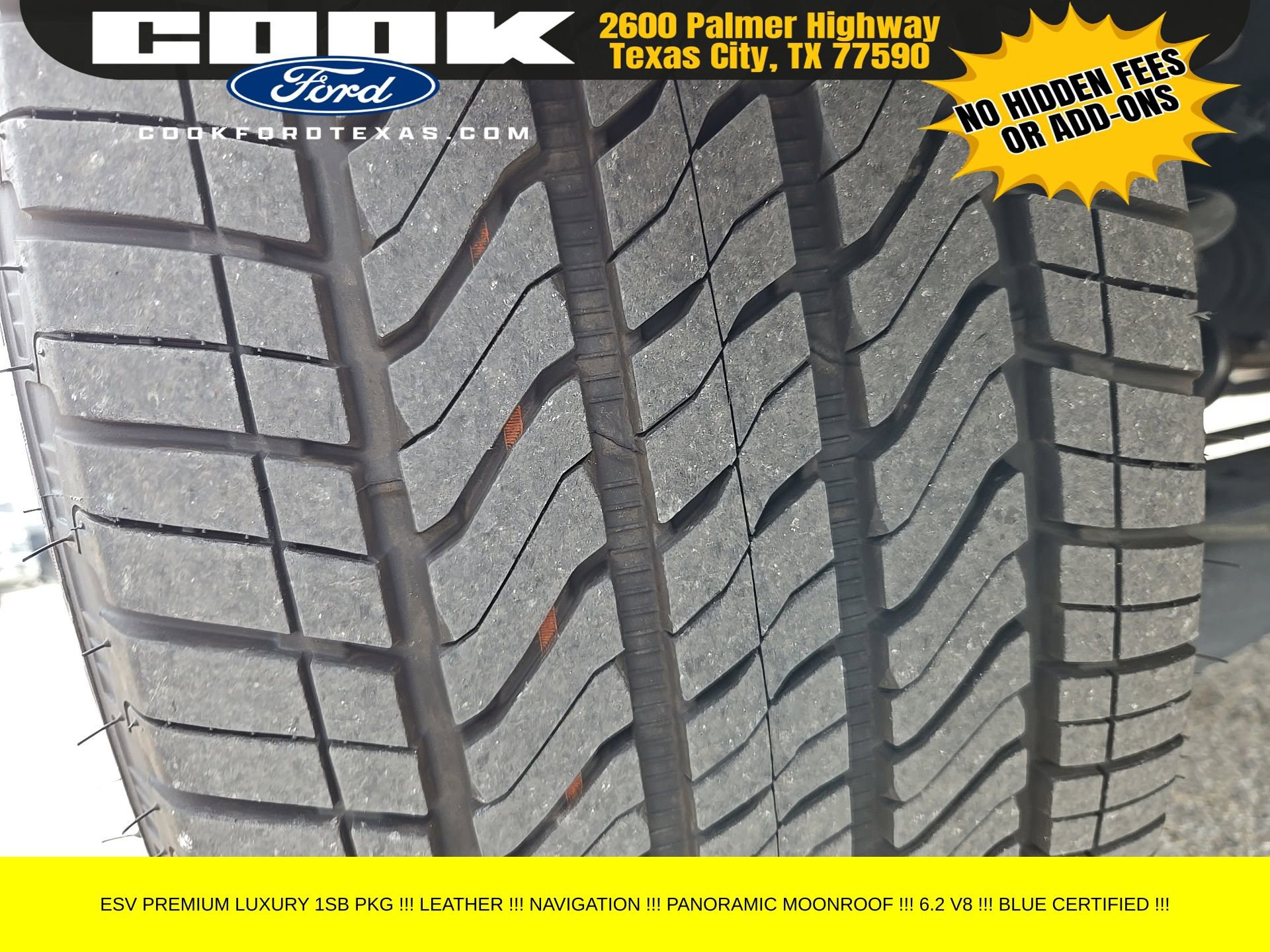 Used 2024 Cadillac Escalade ESV Premium Luxury image 18