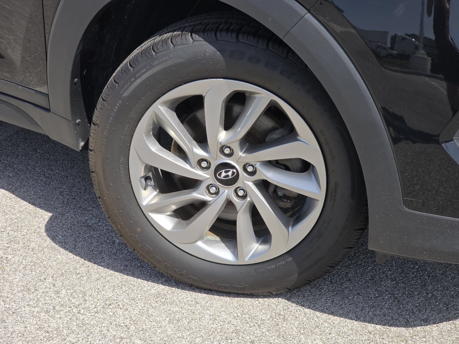 Used 2018 Hyundai Tucson SE w/ Cargo Package FWD image 8