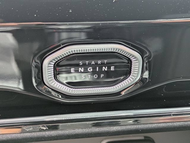 New 2026 Jeep Grand Cherokee Limited w/ Trailer Tow Package AWD/4WD image 32