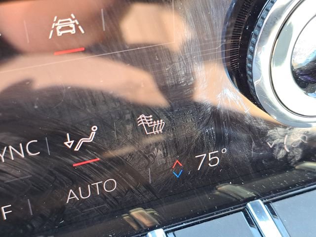 Used 2024 GMC Acadia Denali image 27