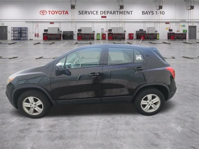 Used 2021 Chevrolet Trax LS AWD/4WD image 5